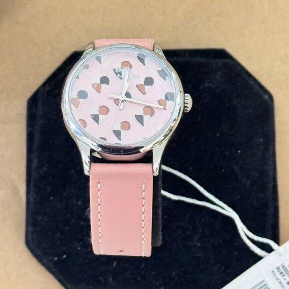 Coach W1546 14502983 Women\'s Checker Heart Blush Pink Leather Strap Watch